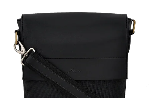 mens leather messenger bag